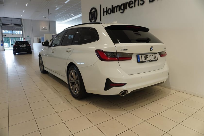 Bild 5 av BMW 330e xDrive Touring Model Sport PDC Drag