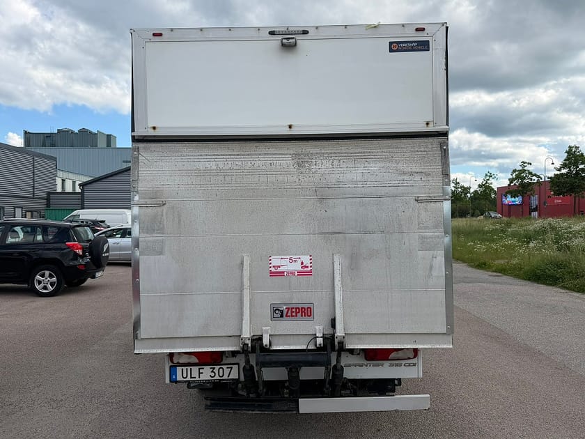 Bild 4 av Mercedes-Benz Sprinter 316 BlueTEC Chassi Cab Enkelhytt 2.2 7G-Tronic KYLBIL