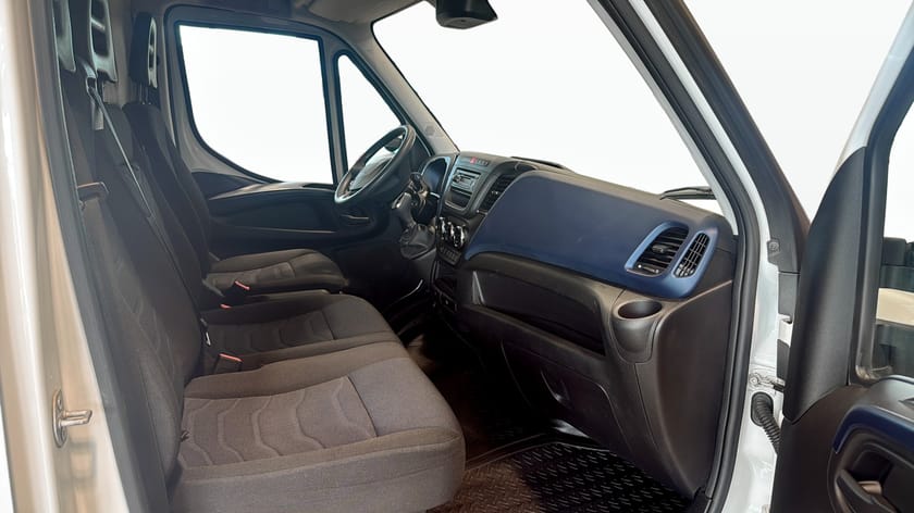 Bild 3 av Iveco Daily 35-140 Van Skåpbil 2.3