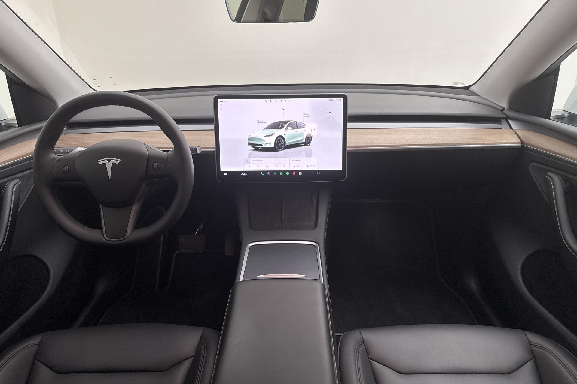 Tesla Model Y Long Range AWD 2023, photo 7/10