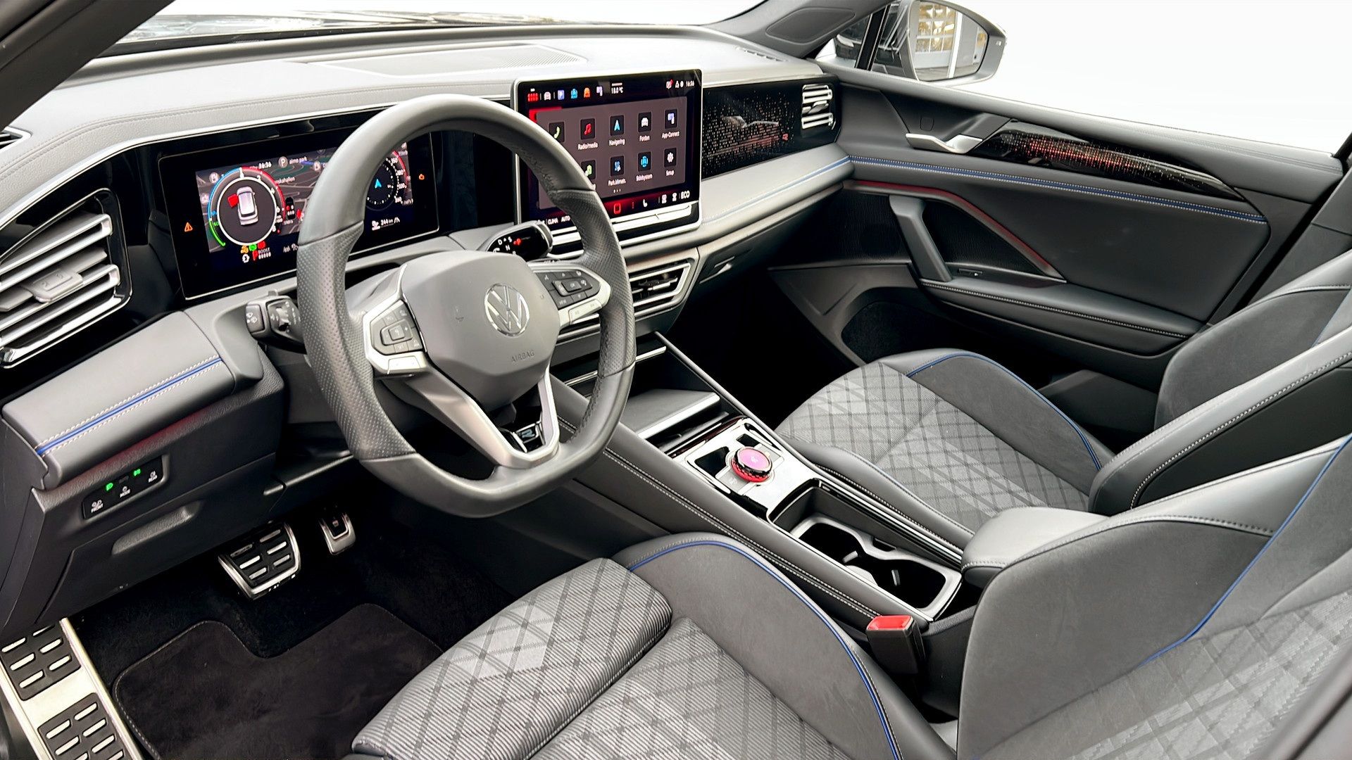 Volkswagen Tiguan eHybrid 2026, bild 7/10