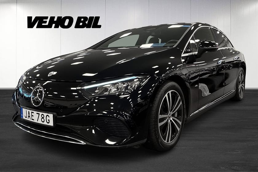 Bild 1 av Mercedes-Benz EQE 300 Electric Art Backkamera Drag Carplay Panelbelysning