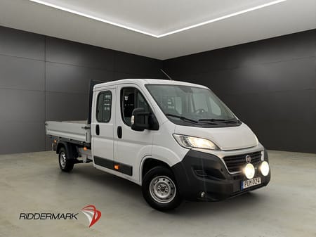 Fiat Ducato Chassi Double Cab Dubbelhytt FLAKBIL Värm 7-Sits Farthållare Moms