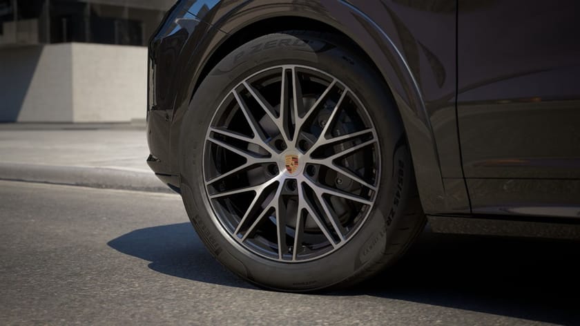 Bild 2 av Porsche Cayenne E-Hybrid Black Edition