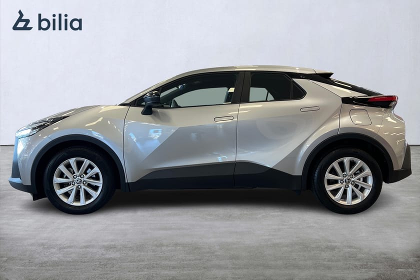Bild 3 av Toyota C-HR Hybrid Active/ Vinterhjul ingår