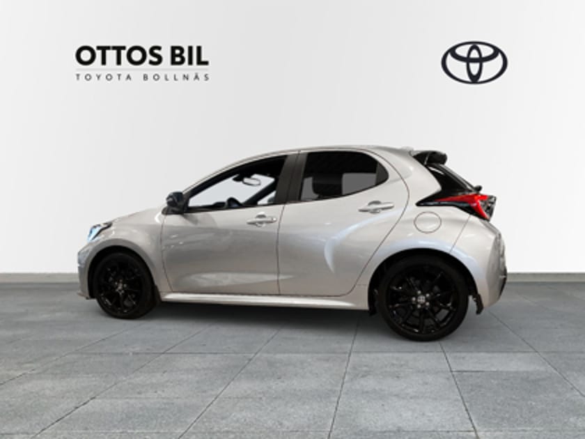 Bild 3 av Toyota Yaris Hybrid 1.5 CVT, 116hk - Style / V-hjul, Motorvärmare