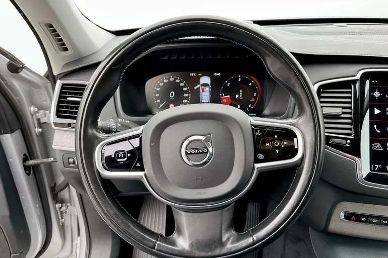 Volvo XC90 7-seater