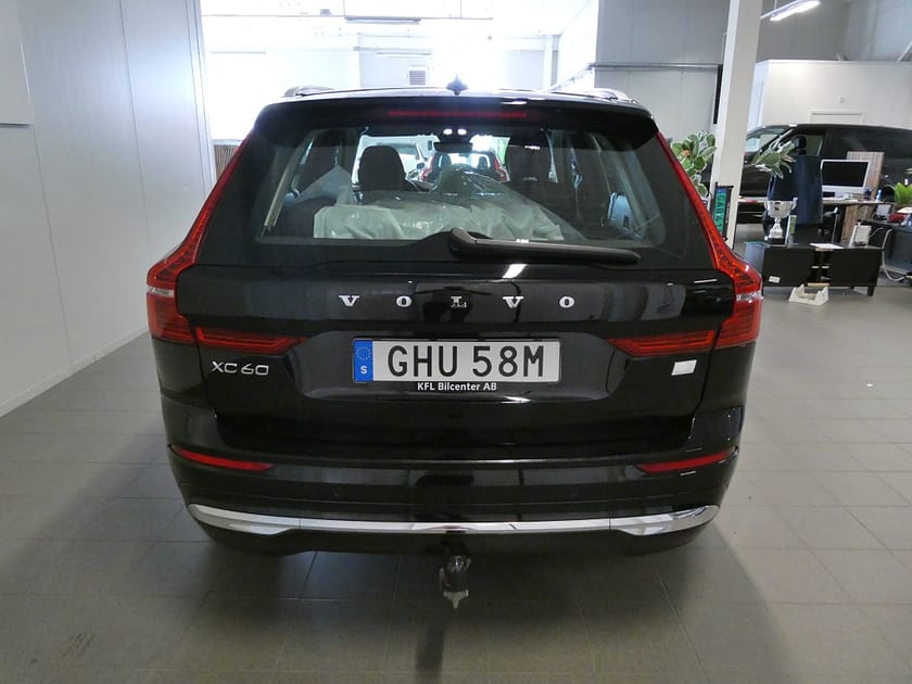 Bild 5 av Volvo XC60 Recharge T6 AWD *Long range* Pano-Drag-Värmare-Kamera