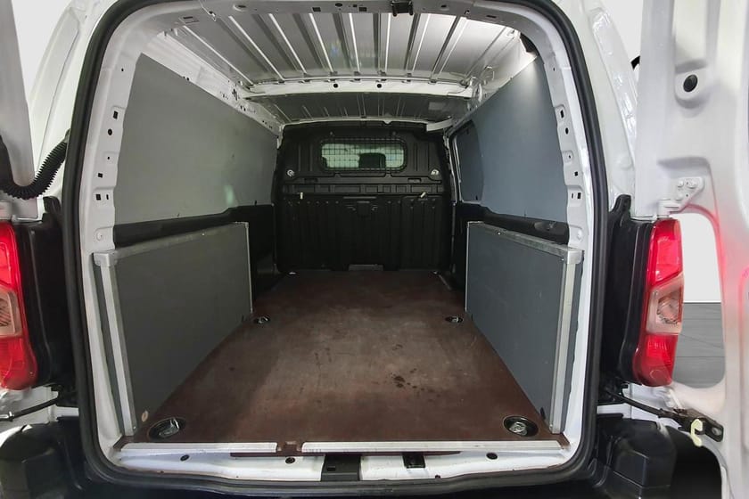 Bild 5 av Toyota ProAce City Electric LONG COMFORT V-HJUL