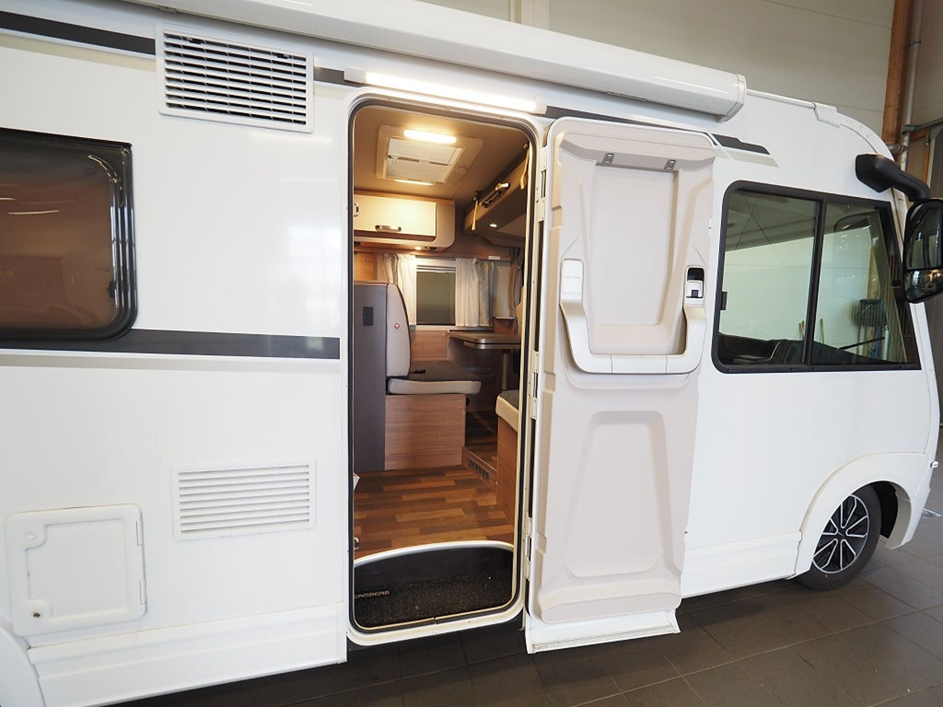 Weinsberg Campervan Fiat 2.2 MultiJet 2024, kuva 6/10