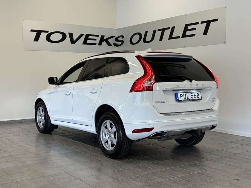 Bild 4 av Volvo XC60 D4 AWD Momentum 181hk Drag/Aut/Pano