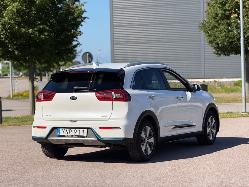 Bild 5 av Kia Niro P-HEV DCT Advance Plus Skinn B-Kamera Navi Rattvärme