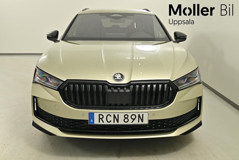 Bild 2 av Škoda Superb iV Kombi Skoda COMBI SPORTLINE 1,5 TSI 204 HK 6 VXL DSG