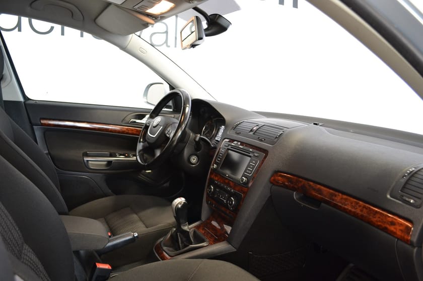 Bild 5 av Škoda Octavia Kombi Elegance 1.8 TSI 4X4 160hk
