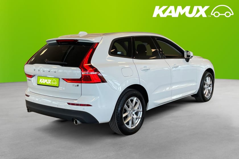 Bild 4 av Volvo XC60 T5 AWD Momentum  CarPlay Kamera Navi PDC Drag