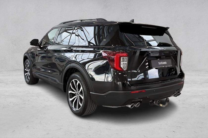 Bilde 3 av Ford Explorer Plug-In Hybrid | Gavekort på fossilt drivstoff 10.000 hos Cirkel K |