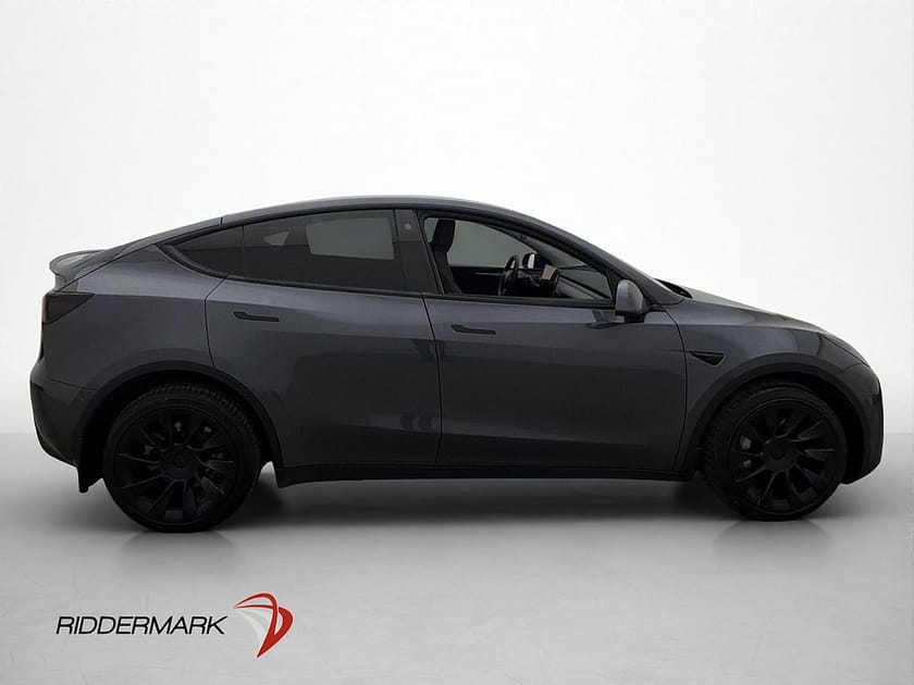 Bild 5 av Tesla Model Y Long Range AWD HW3 P-Sensorer Matrix Värmepump