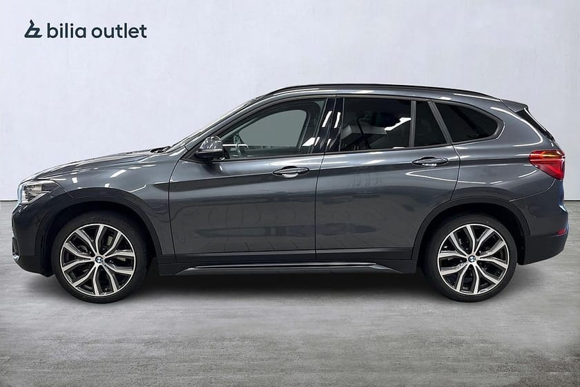 Bild 2 av BMW X1 xDrive20d 190hk Sport line Drag Backkamera Rattvärme