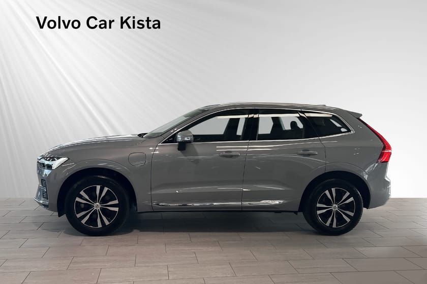 Bild 3 av Volvo XC60 Recharge T6 II Core Edition Drag Pano B-Kamera