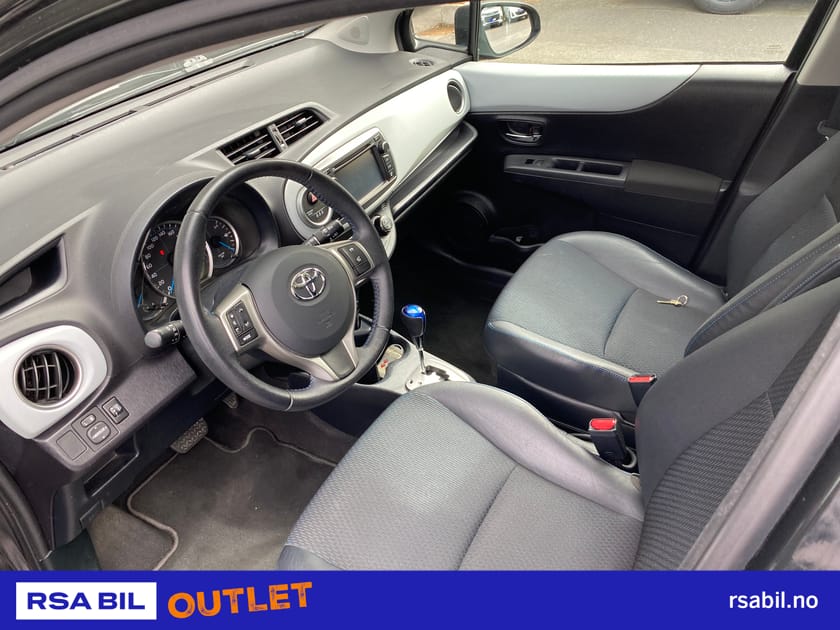 Bilde 3 av Toyota Yaris Hybrid Style Automatgir Ryggekamera 100HK