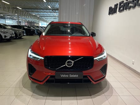Volvo XC60 Recharge T6 II Plus Dark Edition.
