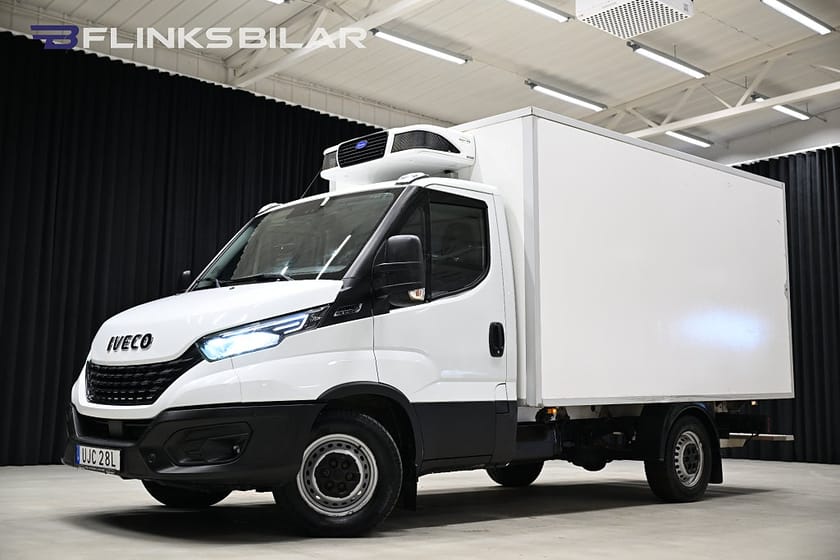 Bild 1 av Iveco Daily 35-140 Chassi Cab 136HK Automat|Volymskåp|Kylbil|Nattkyla|Leasbar|SeUtr!