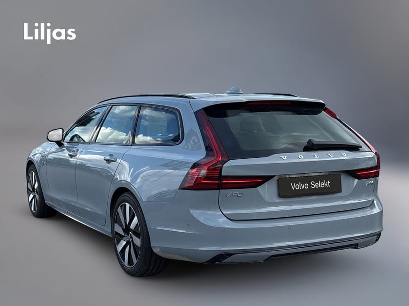 Bild 3 av Volvo V90 T6 AWD Plus Dark Nordic Edition//360-kamera//Drag//