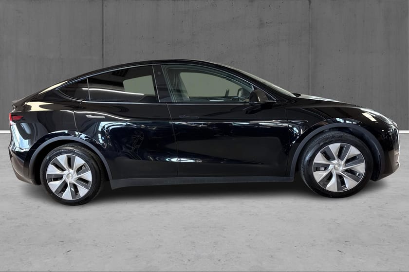 Bilde 4 av Tesla Model Y Long Range AWD Premium, Autopilot, H.feste