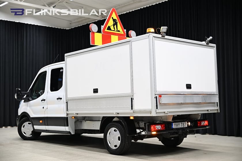 Bild 3 av Ford Transit 350 Chassi Dubbelhytt