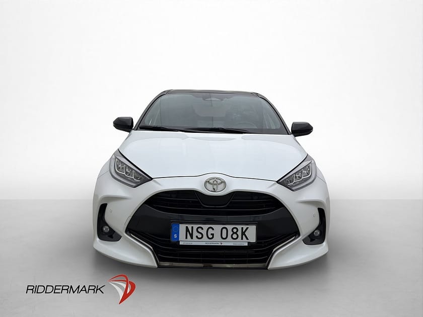 Bild 2 av Toyota Yaris Hybrid CVT 130hk Kamera Adapt Rattvärm