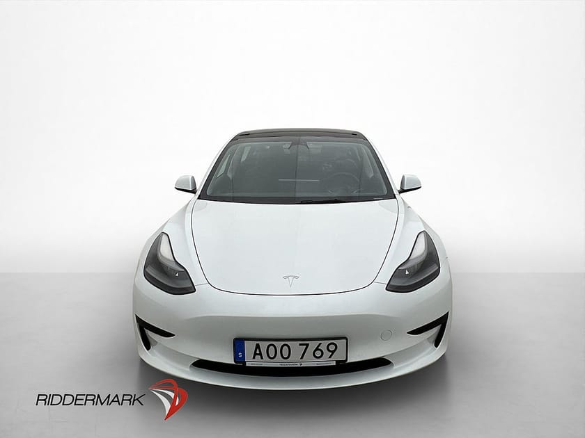 Bild 2 av Tesla Model 3 Standard Range Plus Värmare Panorama Dragkrok