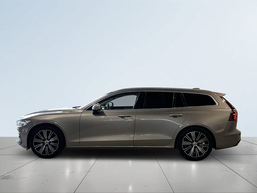 Bild 4 av Volvo V60 D3 Aut Inscription Pano VoC Skinn Dvärm Kamera S/V-hjul