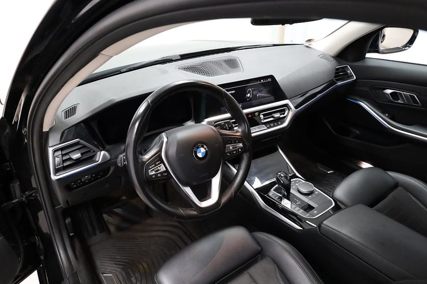 Bild 5 av BMW 330e xDrive Touring | Sport line | Drag | Adaptiv farthållar
