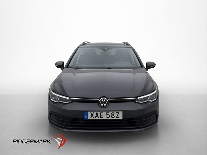 Bild 2 av Volkswagen Golf Sportscombi SC 1.5 eTSI Kamera P-sensorer CarPlay