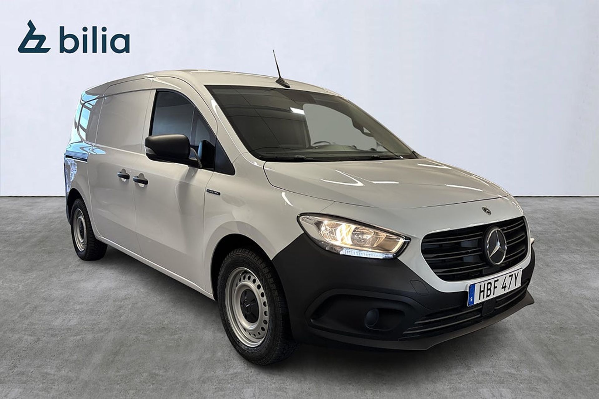 Mercedes-Benz eCitan 112 skåp L2 2023, kuva 2/10