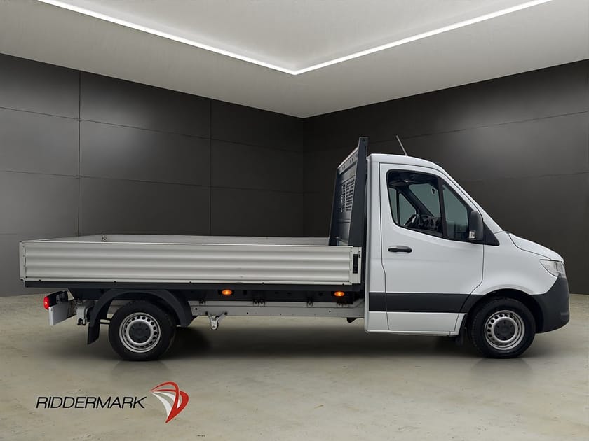 Bild 2 av Mercedes-Benz Sprinter 311 CDI FWD Chassi FLAKBIL Värmare Farthållare Moms