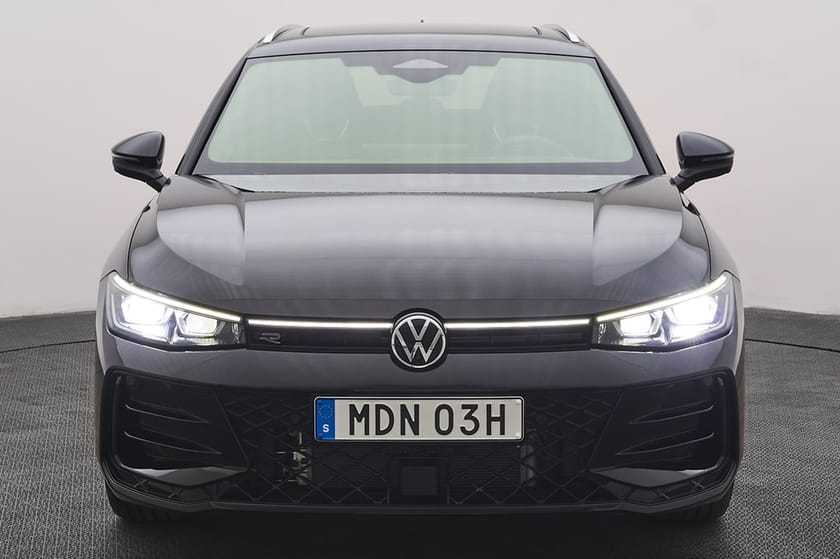 Bild 3 av Volkswagen Passat Variant eHybrid 272 DSG6 R-LINE