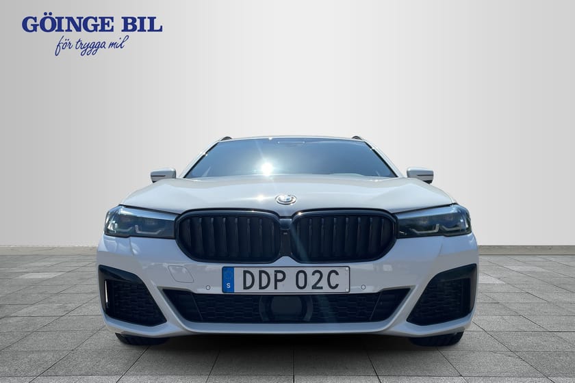 Bild 3 av BMW 530e xDrive Touring M Sport Drag/ Navi/ Kamera/ H/K/ Live cockpit