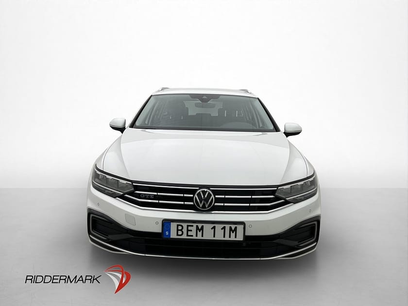 Bild 2 av Volkswagen Passat Sportscombi GTE 218hk P-Värm Drag Kamera CarPlay Navi