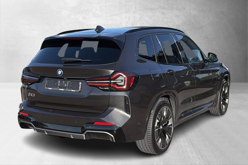 Bilde 3 av BMW iX3 Fully Charged M/sport, Pano, Laser, Harman, Krok+++