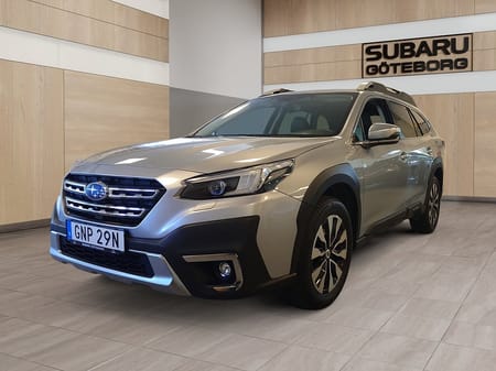 Subaru Outback 2.5i Aut Touring (169hk) *Dragkrok, Bränslevärmare *