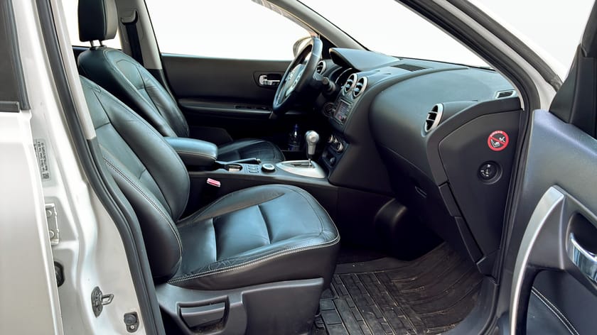 Bild 3 av Nissan Qashqai 2.0 dCi 4x4 Automatisk, 150hk, Navi Pano Kamera