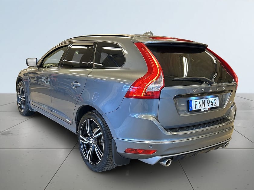 Bild 5 av Volvo XC60 D4 AWD Classic R-Design Drag/Kamera/Pano/MoK/SoV-Däck