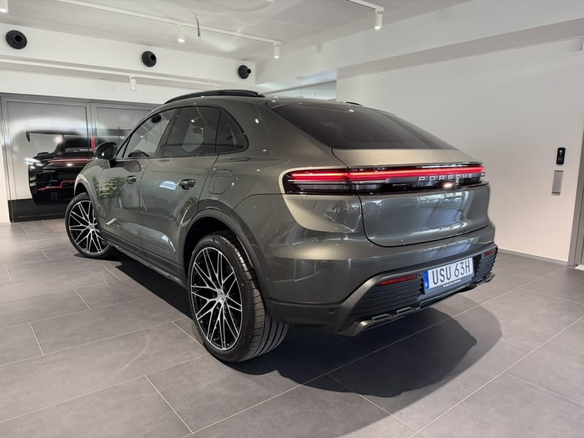 Bild 2 av Porsche Macan 4
