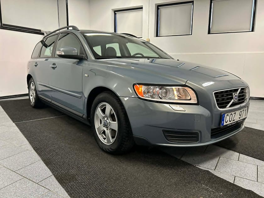 Bild 3 av Volvo V50 1.6 D Kinetic Nybes Drag Helläder Välservad