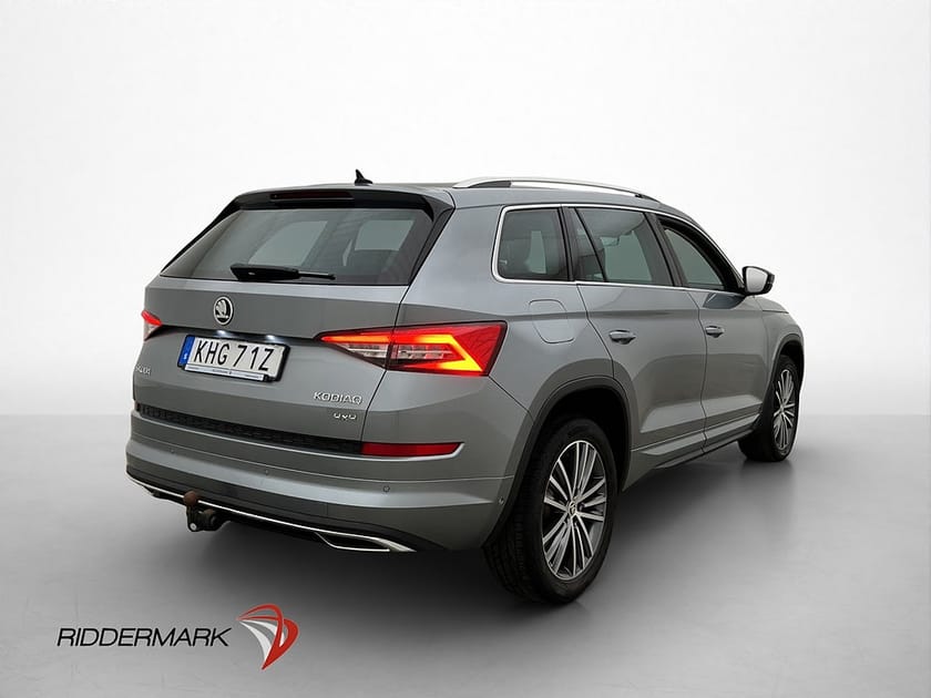 Bild 5 av Škoda Kodiaq Skoda 2.0 TSI 4x4 L&K Pano Drag Canton 360° Skinn