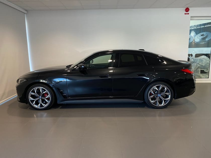 Bild 2 av BMW i4 M50 xDrive Gran Coupé Panoramatak Head-Up Display