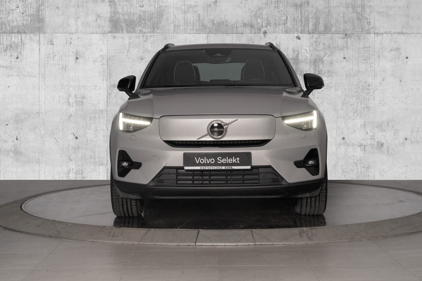 Bilde 4 av Volvo EX40 Twin Motor Performance 442 hk Plus. 533 km WLTP/Pixel lys/ Krok/Varmepumpe