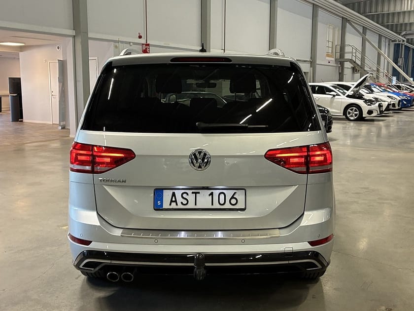 Bild 5 av Volkswagen Touran 7-seater R-Line Plus 7-sits 1.4 150Hk Aut | Dragkrok | V-hjul