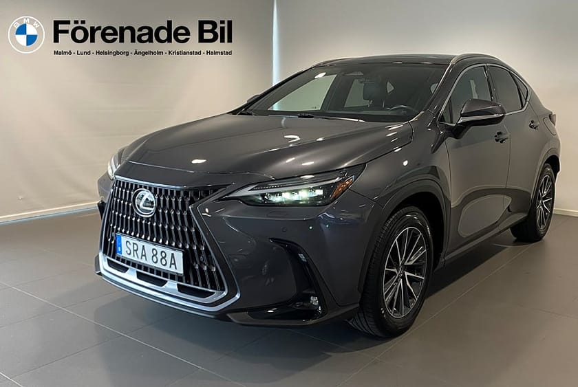 Bild 1 av Lexus NX 350h AWD E-CVT Head-Up Display Panoramatak